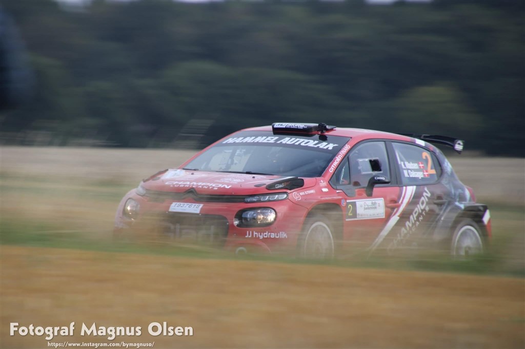 Det blev til sejr for Kenneth Madsen og Mads Dalsager i Rally Juelsminde.
(Foto: Magnus Olsen)
